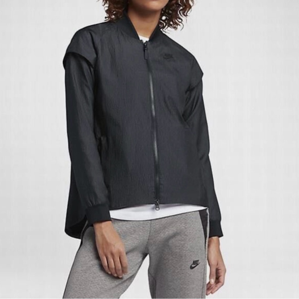 Nike 2-in-1 Jacket Vest Women’s Size XL Black Lightweight Windbreaker New NWT